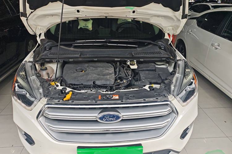 Used Ford Kuga 2017 EcoBoost 180 Two-Wheel-Drive Luxury Wing Edition Engine Bay