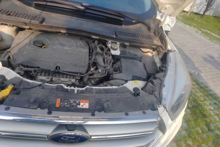 Used Ford Kuga 2017 EcoBoost 180 Two-Wheel-Drive Luxury Wing Edition Engine Bay Left