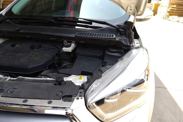 Used Ford Kuga 2017 EcoBoost 245 4x4 Prestige Edition Engine Bay Left