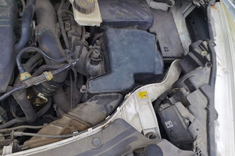 Used Ford Kuga 2017 EcoBoost 180 Two-Wheel-Drive Luxury Wing Edition Engine Bay Left