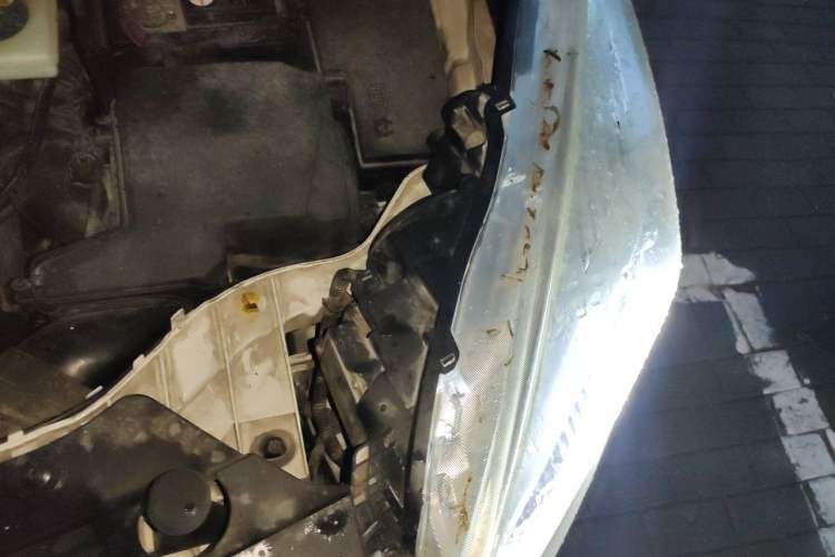 Used Ford Kuga 2017 EcoBoost 180 Two-Wheel-Drive Tiger Leap Model Engine Bay Left