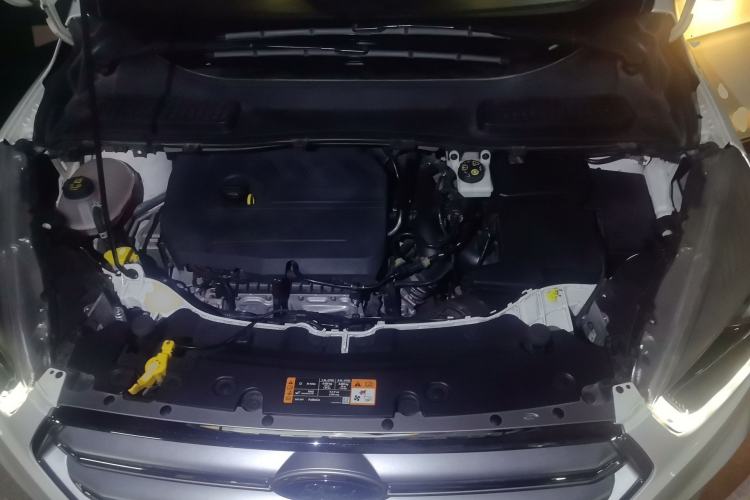 Used Ford Kuga 2017 EcoBoost 180 Two-Wheel-Drive Luxury Wing Edition Engine Bay