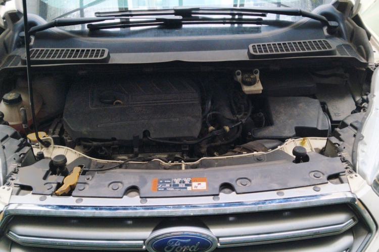 Used Ford Kuga 2017 EcoBoost 180 Two-Wheel-Drive Elite Trim Engine Bay
