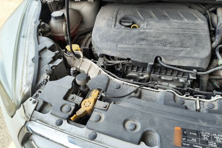 Used Ford Kuga 2017 EcoBoost 180 Two-Wheel-Drive Luxury Wing Edition Engine Bay Right