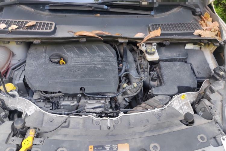 Used Ford Kuga 2017 EcoBoost 180 Two-Wheel-Drive Platinum Edition Engine Bay