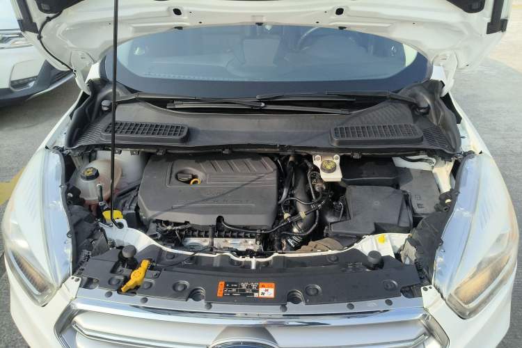 Used Ford Kuga 2017 EcoBoost 180 Two-Wheel-Drive Platinum Edition Engine Bay