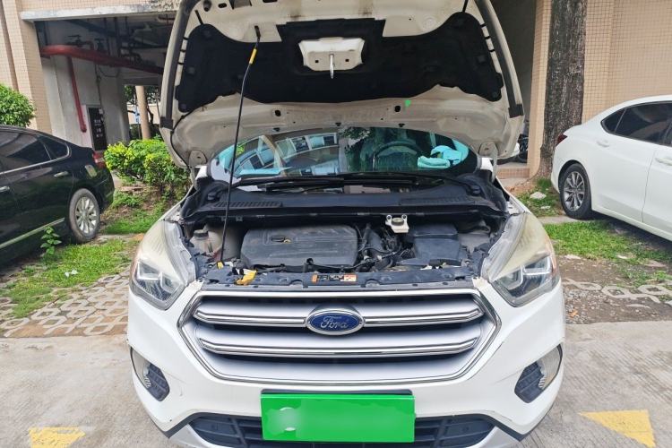 Used Ford Kuga 2017 EcoBoost 180 Two-Wheel-Drive Elite Trim Engine Bay