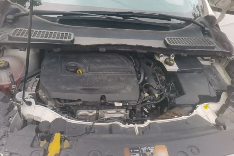 Used Ford Kuga 2017 EcoBoost 180 Two-Wheel-Drive Luxury Wing Edition Engine Bay