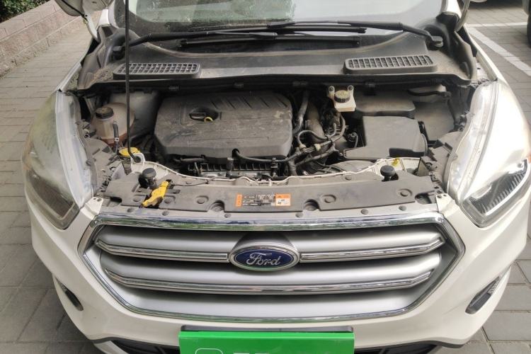 Used Ford Kuga 2017 EcoBoost 180 Two-Wheel-Drive Platinum Edition Engine Bay