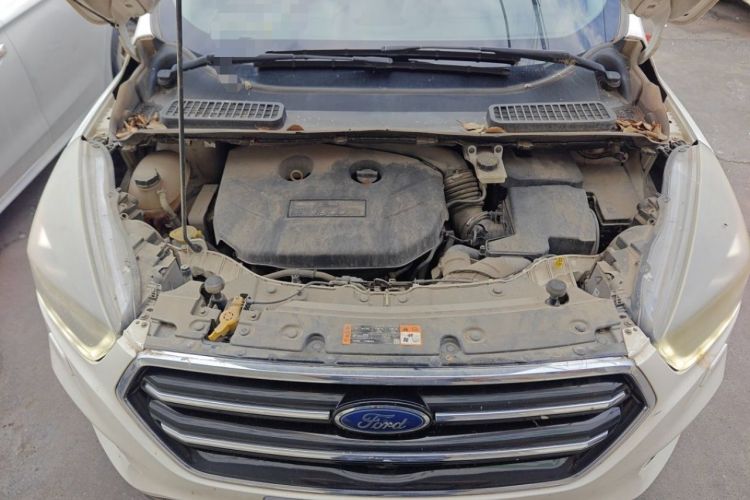 Used Ford Kuga 2017 EcoBoost 245 Four-Wheel-Drive Sport Model Engine Bay