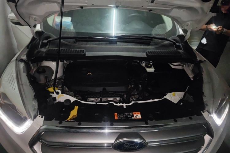 Used Ford Kuga 2017 EcoBoost 180 Two-Wheel-Drive Elite Trim Engine Bay