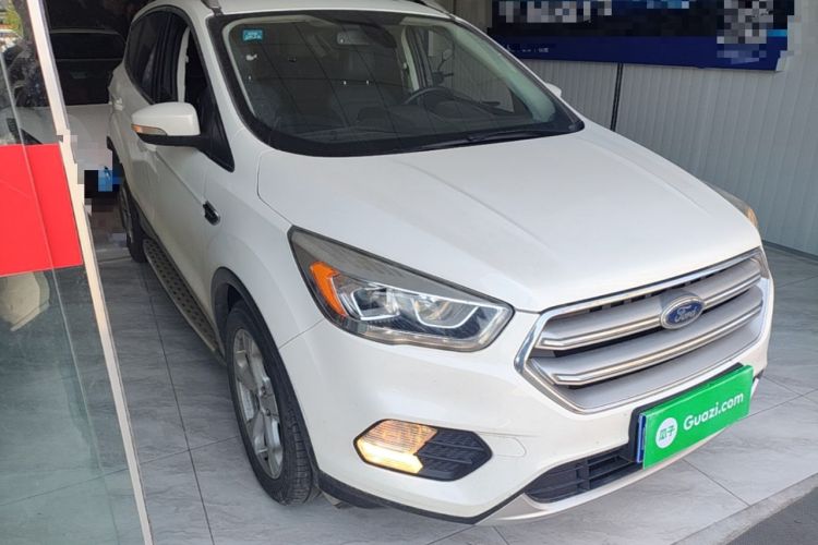 Used Ford Kuga 2017 EcoBoost 180 Two-Wheel-Drive Platinum Edition Exterior 1