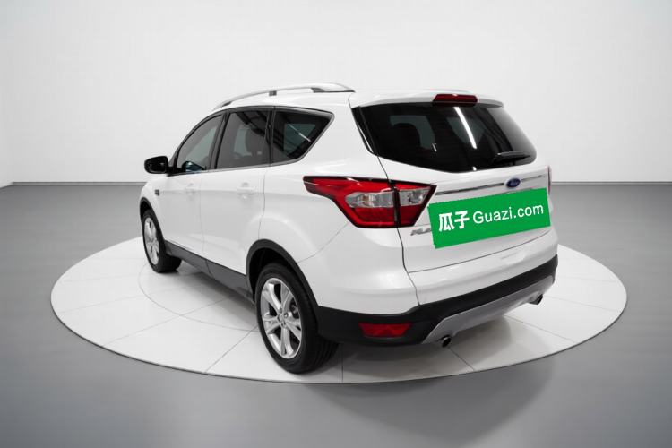 Used Ford Kuga 2017 EcoBoost 180 Two-Wheel-Drive Platinum Edition Exterior 3