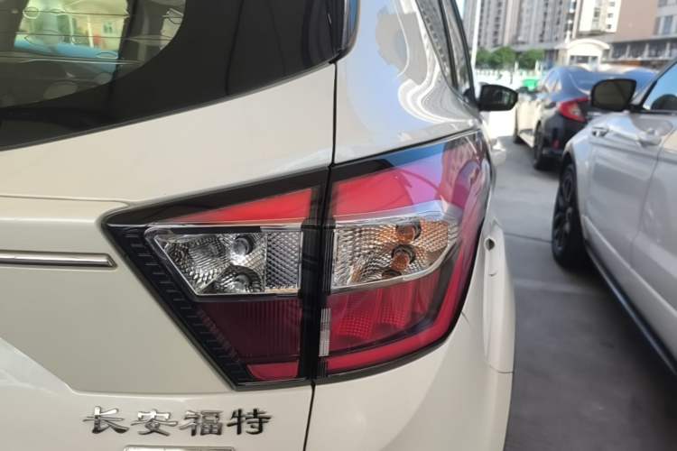 Used Ford Kuga 2017 EcoBoost 180 Two-Wheel-Drive Tiger Leap Model Exterior 3