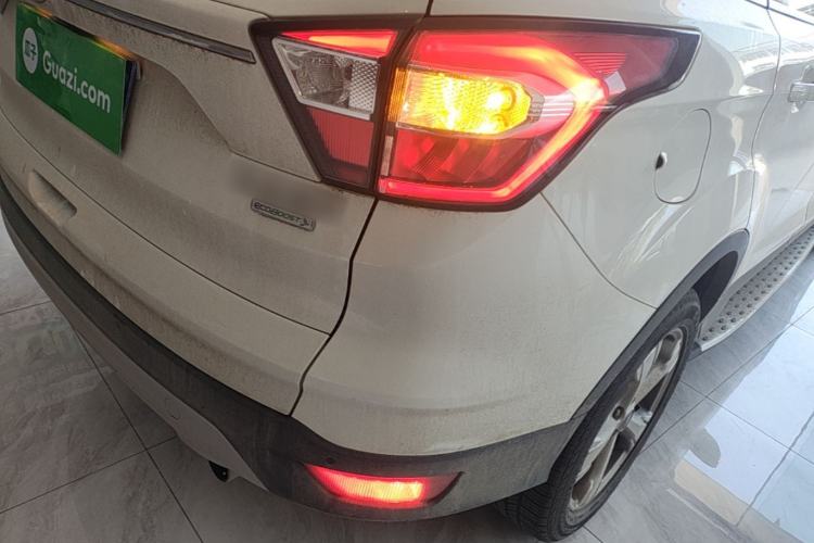 Used Ford Kuga 2017 EcoBoost 180 Two-Wheel-Drive Platinum Edition Exterior 3
