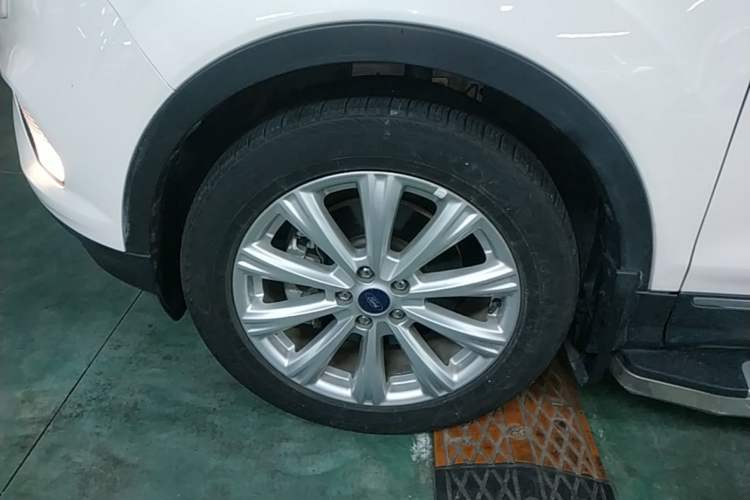 Used Ford Kuga 2017 EcoBoost 245 4x4 Prestige Edition Exterior 4
