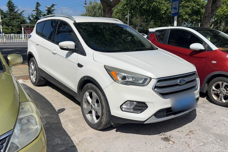 Used Ford Kuga 2017 EcoBoost 180 Two-Wheel-Drive Elite Trim Exterior 5