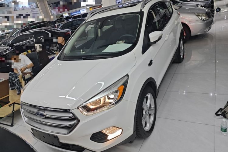 Used Ford Kuga 2017 EcoBoost 180 Two-Wheel-Drive Platinum Edition Front