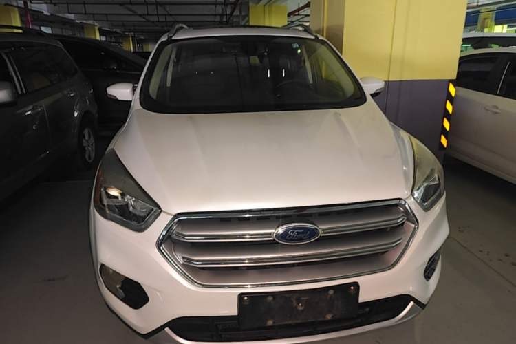 Used Ford Kuga 2017 EcoBoost 180 Two-Wheel-Drive Tiger Leap Model Front