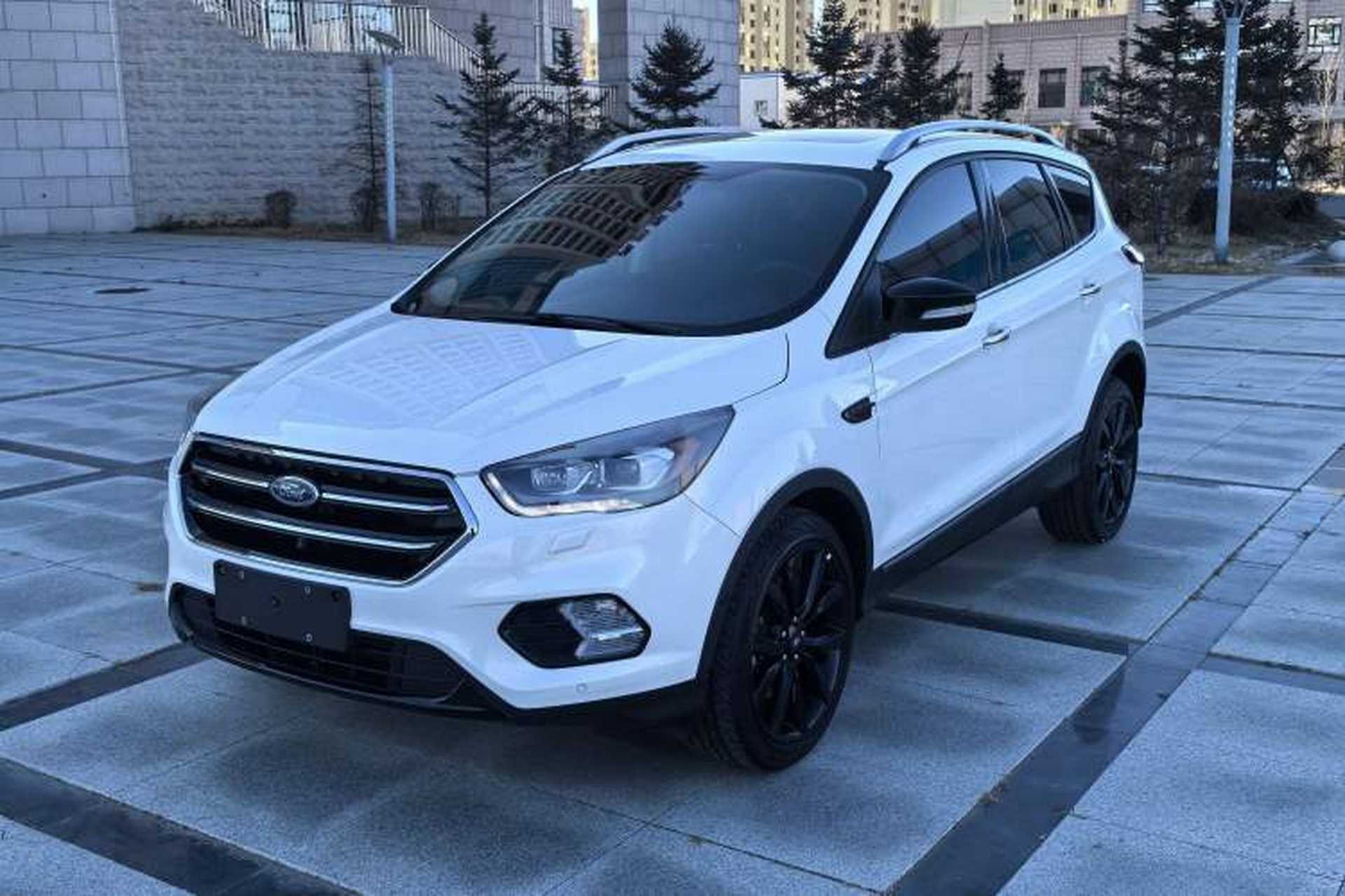 Used Ford Kuga 2017 EcoBoost 245 Four-Wheel-Drive Sport Model Front Left 45 Deg