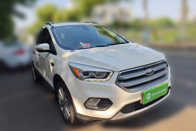 Used Ford Kuga 2017 EcoBoost 180 Two-Wheel-Drive Luxury Wing Edition Front Right 45 Deg