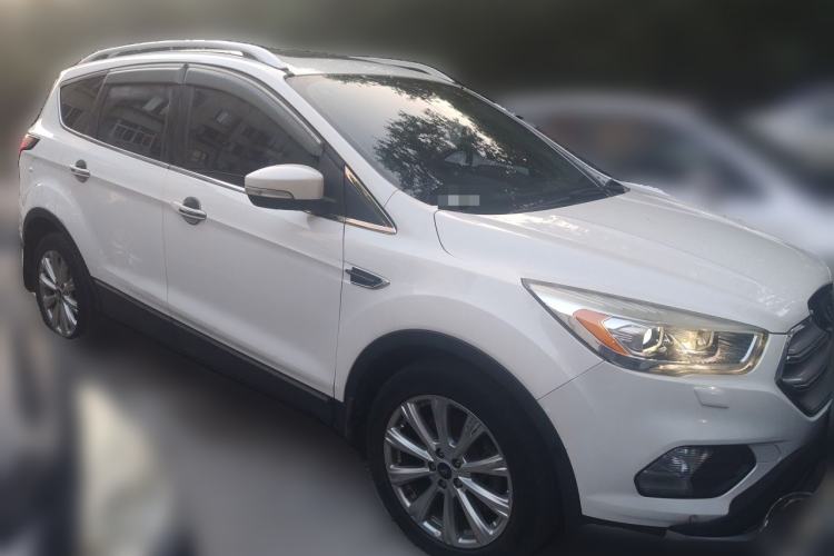 Used Ford Kuga 2017 EcoBoost 245 Four-Wheel Drive Titanium Edition Front Right 45 Deg