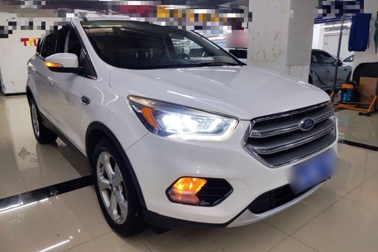 Used Ford Kuga 2017 EcoBoost 180 Two-Wheel-Drive Elite Trim Front Right 45 Deg