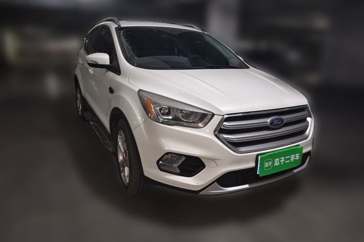 Used Ford Kuga 2017 EcoBoost 180 Two-Wheel-Drive Tiger Leap Model Front Right 45 Deg