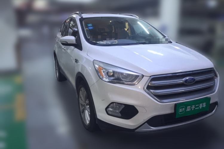 Used Ford Kuga 2017 EcoBoost 180 Two-Wheel-Drive Luxury Wing Edition Front Right 45 Deg