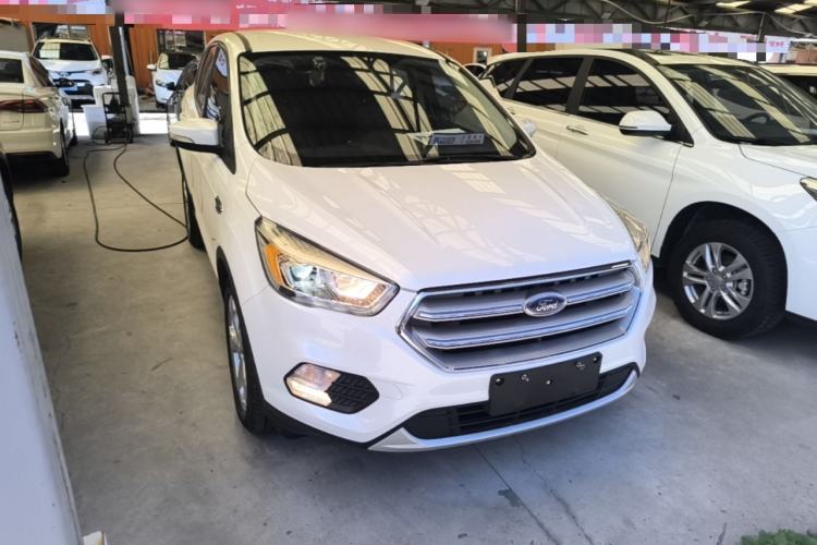 Used Ford Kuga 2017 EcoBoost 180 Two-Wheel-Drive Elite Trim Front Right 45 Deg
