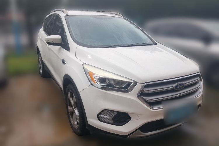 Used Ford Kuga 2017 EcoBoost 180 Two-Wheel-Drive Elite Trim Front Right 45 Deg