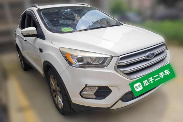 Used Ford Kuga 2017 EcoBoost 180 Two-Wheel-Drive Luxury Wing Edition Front Right 45 Deg