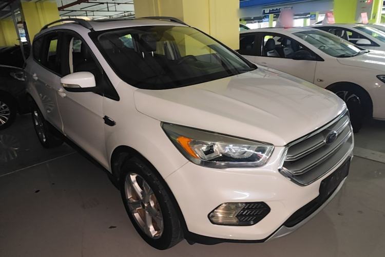 Used Ford Kuga 2017 EcoBoost 180 Two-Wheel-Drive Tiger Leap Model Front Right 45 Deg