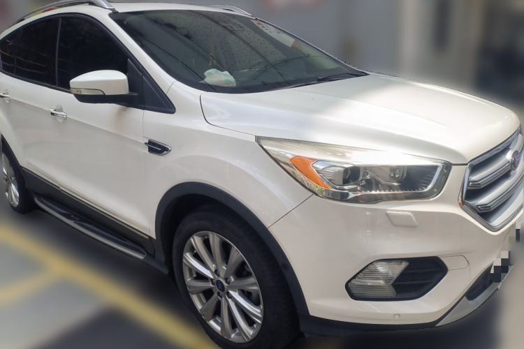 Used Ford Kuga 2017 EcoBoost 245 Four-Wheel Drive Titanium Edition Front Right 45 Deg