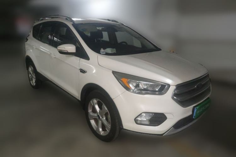 Used Ford Kuga 2017 EcoBoost 180 Two-Wheel-Drive Tiger Leap Model Front Right 45 Deg