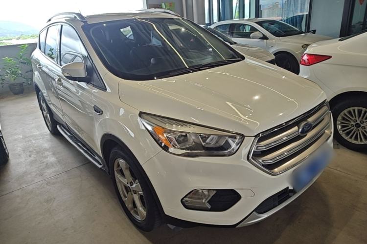 Used Ford Kuga 2017 EcoBoost 180 Two-Wheel-Drive Elite Trim Front Right 45 Deg