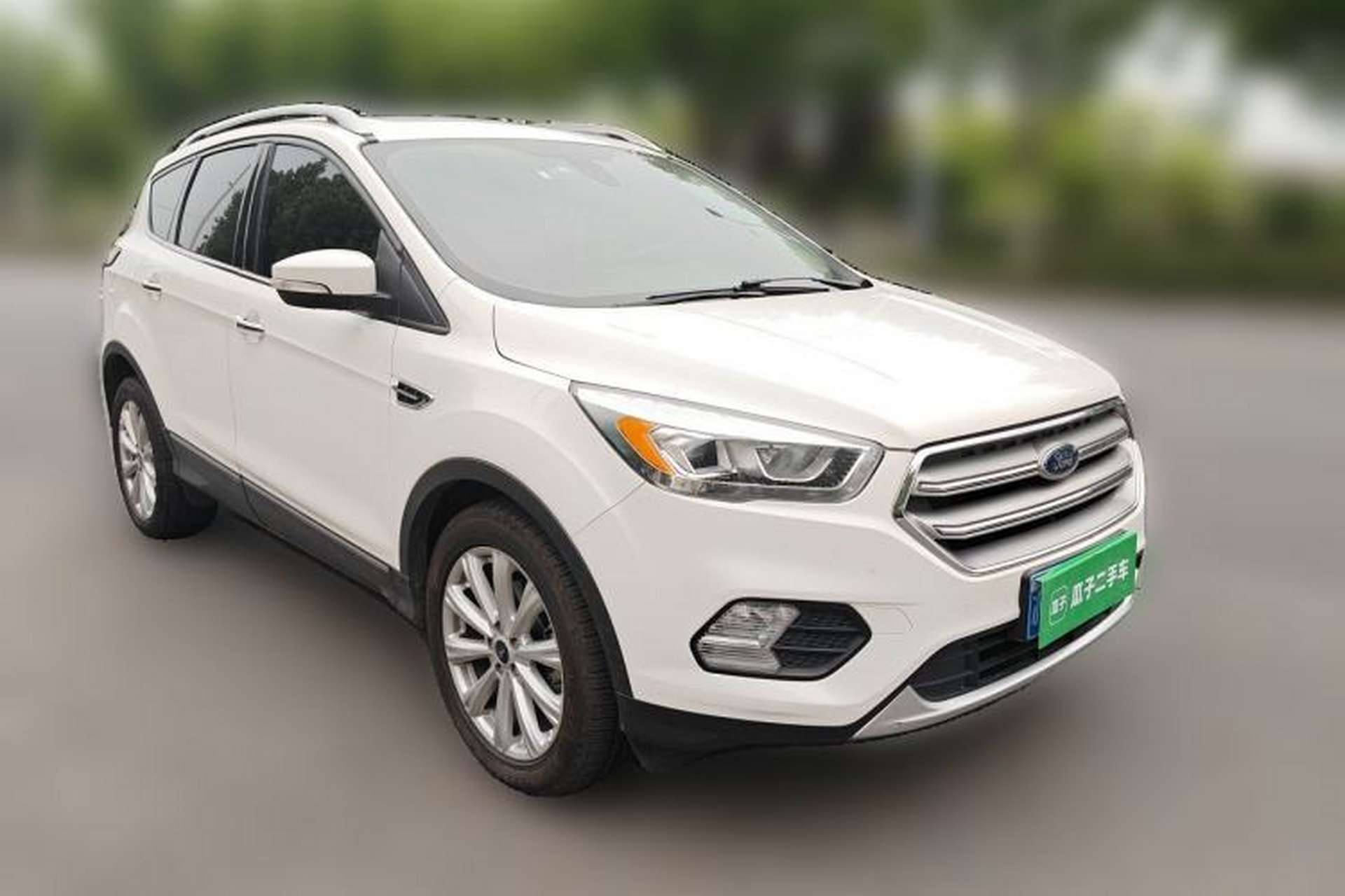 Used Ford Kuga 2017 EcoBoost 180 Two-Wheel-Drive Luxury Wing Edition Front Right 45 Deg