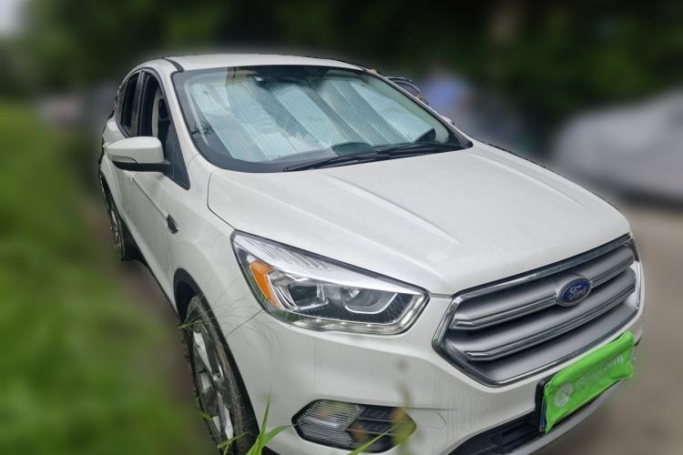 Used Ford Kuga 2017 EcoBoost 180 Two-Wheel-Drive Elite Trim Front Right 45 Deg