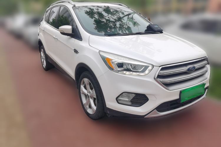Used Ford Kuga 2017 EcoBoost 180 Two-Wheel-Drive Elite Trim Front Right 45 Deg