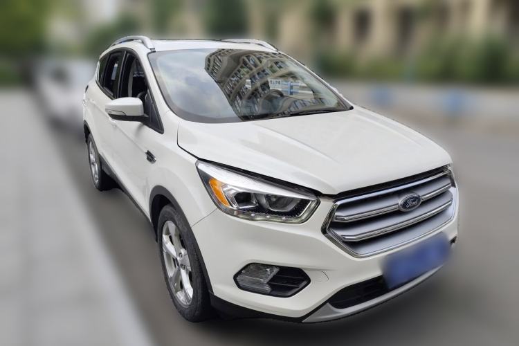 Used Ford Kuga 2017 EcoBoost 180 Two-Wheel-Drive Tiger Leap Model Front Right 45 Deg