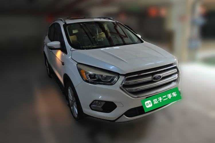 Used Ford Kuga 2017 EcoBoost 180 Two-Wheel-Drive Luxury Wing Edition Front Right 45 Deg