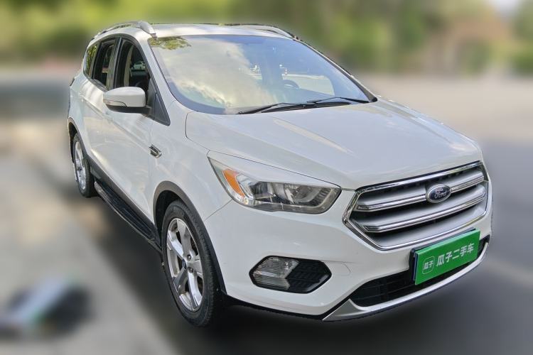 Used Ford Kuga 2017 EcoBoost 180 Two-Wheel-Drive Elite Trim Front Right 45 Deg