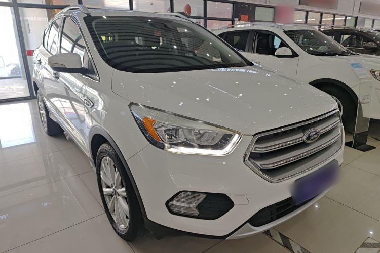 Used Ford Kuga 2017 EcoBoost 180 Two-Wheel-Drive Luxury Wing Edition Front Right 45 Deg