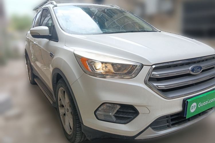 Used Ford Kuga 2017 EcoBoost 180 Two-Wheel-Drive Tiger Leap Model Front Right 45 Deg