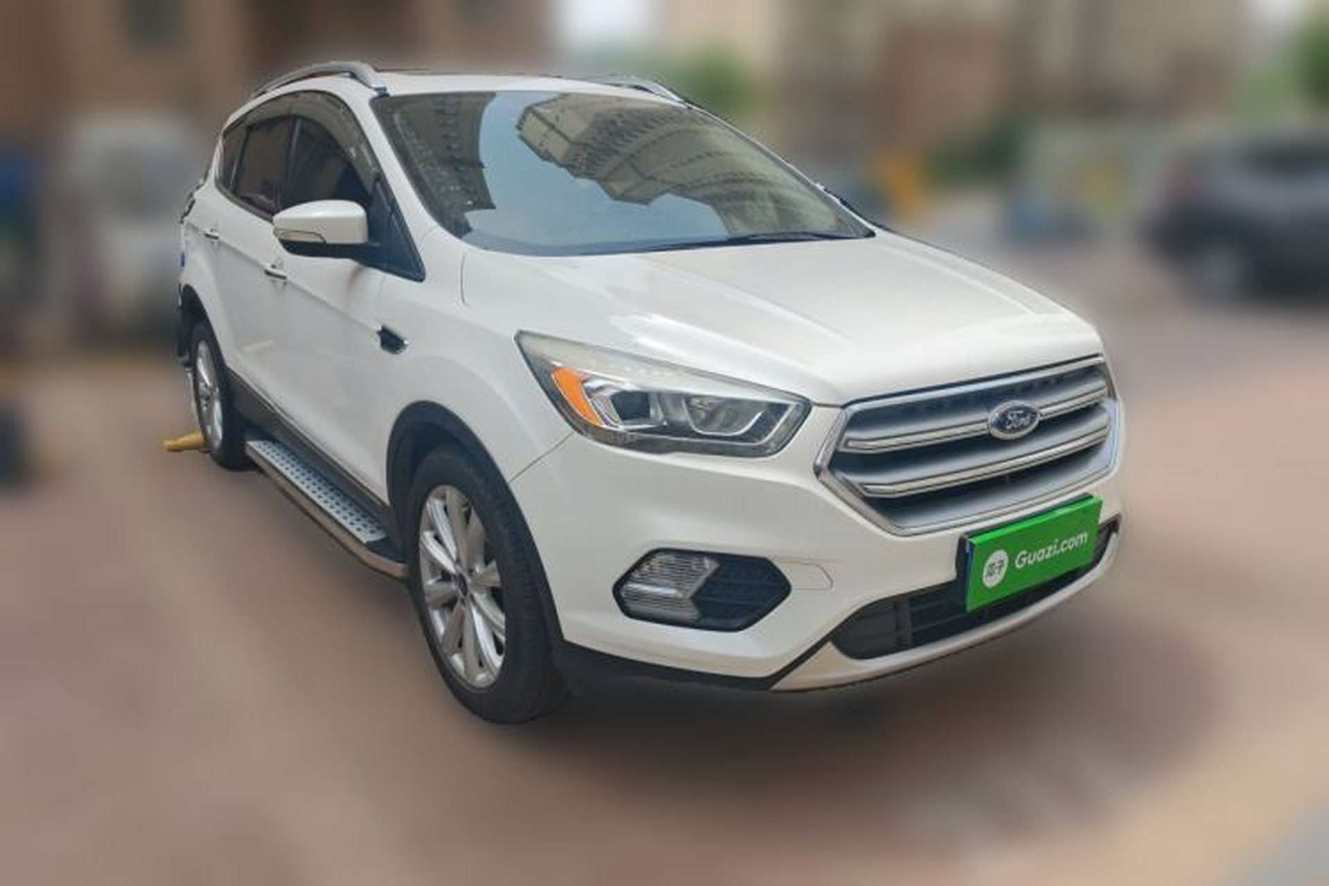 Used Ford Kuga 2017 EcoBoost 180 Two-Wheel-Drive Luxury Wing Edition Front Right 45 Deg