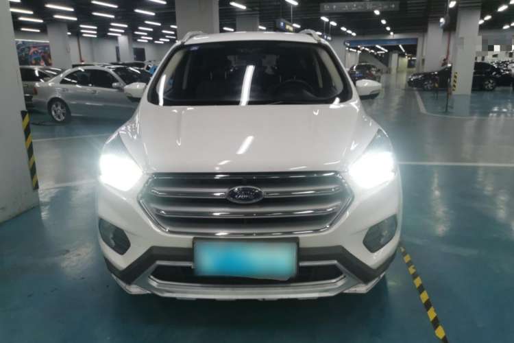Used Ford Kuga 2017 EcoBoost 180 Two-Wheel-Drive Elite Trim Front