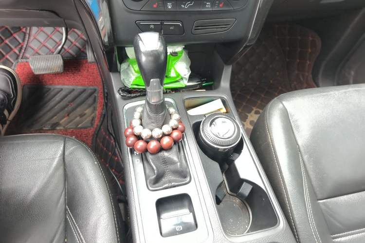 Used Ford Kuga 2017 EcoBoost 245 4x4 Prestige Edition Gear Lever