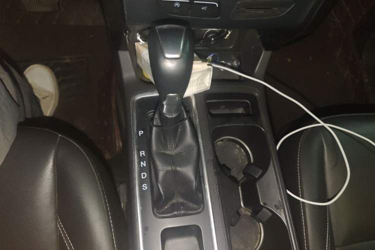 Used Ford Kuga 2017 EcoBoost 245 4x4 Prestige Edition Gear Lever