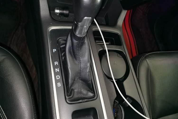 Used Ford Kuga 2017 EcoBoost 180 Four-Wheel Drive Luxury Wing Model Gear Lever