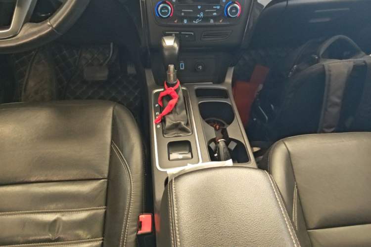 Used Ford Kuga 2017 EcoBoost 245 4x4 Prestige Edition Gear Lever